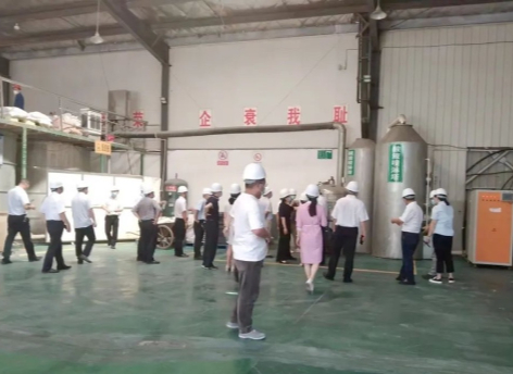 湖南省人大黨委會(huì)黨組副書(shū)記、副主任謝建輝調(diào)研蒞臨錦勝科技開(kāi)展立法調(diào)研